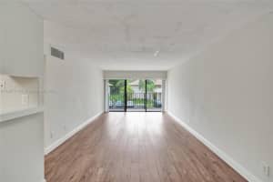 5849 Washington St APT 79, Hollywood, FL 33023, Sold 01/10/25
