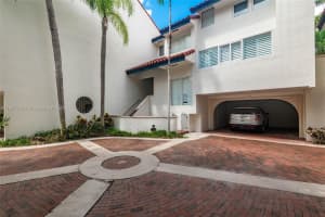 2000 S Bayshore Dr, Coconut Grove, FL 33133, Sold 04/14/25