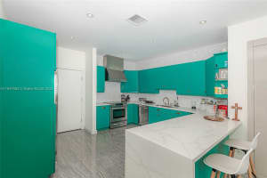 2000 S Bayshore Dr, Coconut Grove, FL 33133, Sold 04/14/25