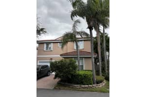 1115 Lyontree St, Hollywood, FL 33019, Sold 02/18/25