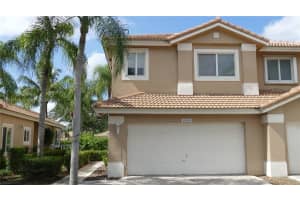 15839 SW 12th St, Pembroke Pines, FL 33027, Sold 12/09/24