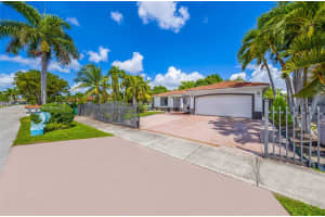 12431 SW 220th St, Miami, FL 33170, Sold 01/30/25