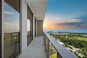 2655 S Bayshore Dr 1505, Miami