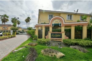 8310 NW 10th St APT 3, Miami, FL 33126, Sold 10/29/24