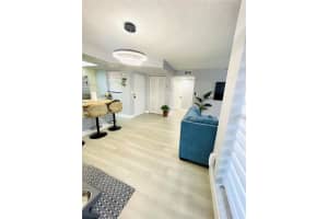 10845 NW 7th St, Miami, FL 33172, Sold 02/03/25