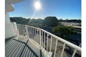 496 NW 165th St, Miami, FL 33169, Sold 10/04/24