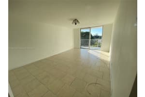 496 NW 165th St, Miami, FL 33169, Sold 10/04/24