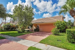 16160 NW 9th Dr, Pembroke Pines, FL 33028, Sold 12/17/24