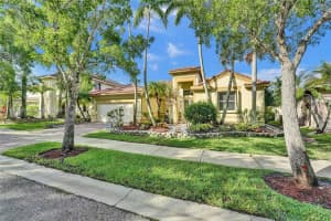1177 Skylark Dr, Weston, FL 33327, Sold 02/20/25