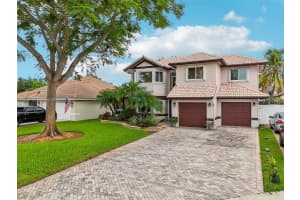 11641 SW 12th St, Pembroke Pines, FL 33025, Sold 10/16/24