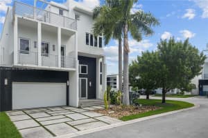8219 NW 34th St, Doral, FL 33122, Sold 11/13/24