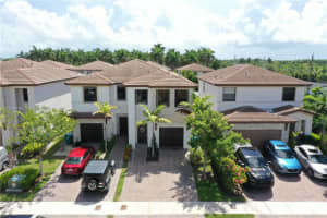 25357 Sw 107th Ct, Miami