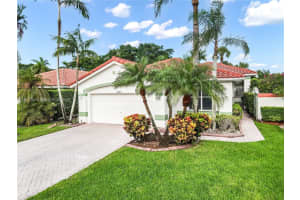 1061 Bel Aire Dr E, Pembroke Pines, FL 33027, Sold 05/30/25