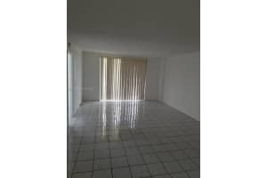 15600 NW 7th Ave APT 414, Miami, FL 33169, Sold 12/11/24