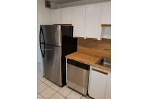 15600 NW 7th Ave APT 414, Miami, FL 33169, Sold 12/11/24