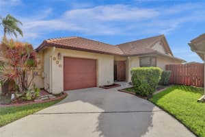 330 SW 113th Terrace, Pembroke Pines, FL 33025, Sold 10/30/24