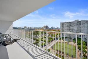 2801 NE 183rd St APT 1506W, Aventura, FL 33160, Sold 07/01/25