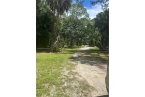 8106 SW Citrus Blvd S, Palm City, FL 34990, Sold 10/01/24