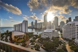 520 Brickell Key Dr, Miami, FL 33131, Sold 02/03/25
