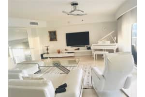 17201 Collins Ave APT 2507, Sunny Isles Beach, FL 33160, Sold 12/05/24