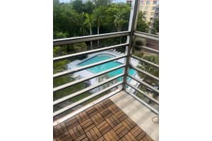 17890 W Dixie Hwy #608, North Miami Beach, FL 33160, Sold 06/27/25