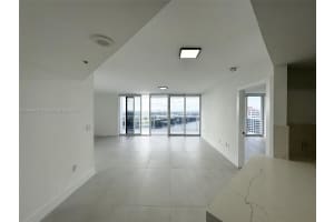 6301 Collins Ave APT 2206, Miami Beach, FL 33141, Sold 10/25/24