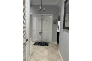 17001 SW 93rd Ave, Palmetto Bay, FL 33157, Sold 01/31/25