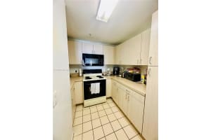 185 SE 14th Terrace APT 1810, Miami, FL 33131, Sold 09/24/25