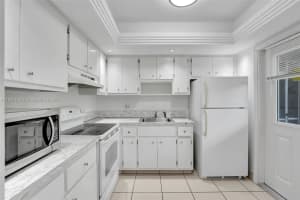 3300 NE 10th Terrace APT 56, Pompano Beach, FL 33064, Sold 12/10/24