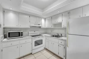 3300 NE 10th Terrace APT 56, Pompano Beach, FL 33064, Sold 12/10/24