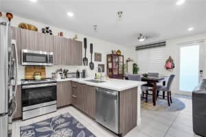 6450 NW 102nd Ct, Doral, FL 33178, Sold 01/10/25