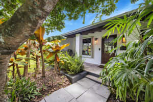 7420 SW 117th St, Miami, FL 33156, Sold 10/28/24