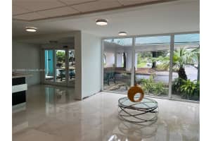 919 Hillcrest Dr, Hollywood, FL 33021, Sold 10/18/24