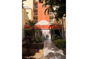 8333 Lake Dr APT 304, Doral, FL 33166, Sold 11/19/24