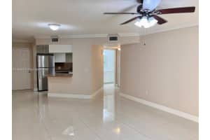 8333 Lake Dr APT 304, Doral, FL 33166, Sold 11/19/24