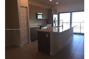 7865 NW 104th Ave #22, Doral, FL 33178, Sold 11/26/24