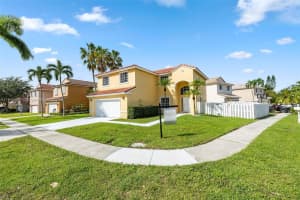18800 NW 11th St, Pembroke Pines, FL 33029, Sold 03/31/25