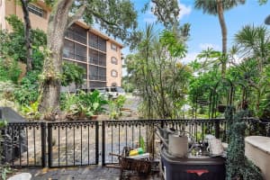 620 Tennis Club Dr APT 111, Fort Lauderdale, FL 33311, Sold 07/01/25
