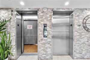575 Oaks Ln APT 909, Pompano Beach, FL 33069, Sold 03/06/25