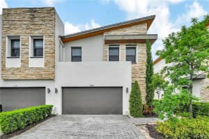 8064 NW 105th Ct, Doral, FL 33178, Sold 11/19/24