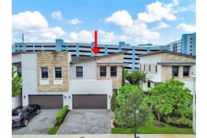 8064 NW 105th Ct, Doral, FL 33178, Sold 11/19/24