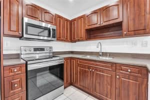 13240 SW 17th Ln, Miami, FL 33175, Sold 10/30/24