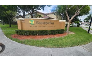 11225 NW 87th St, Hialeah, FL 33018, Sold 12/23/24