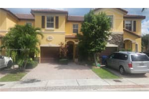 11225 NW 87th St, Hialeah, FL 33018, Sold 12/23/24