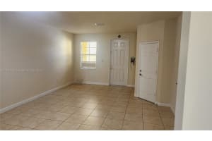 11225 NW 87th St, Hialeah, FL 33018, Sold 12/23/24