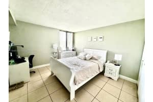 10400 SW 108th Ave, Miami, FL 33176, Sold 02/14/25