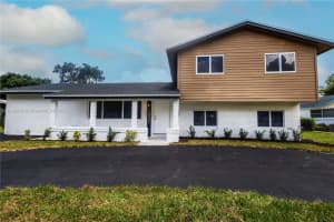 1531 39th St, West Palm Beach, FL 33407, Sold 10/08/24