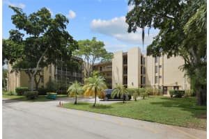 471 N Pine Island Rd APT D105, Plantation, FL 33324, Sold 10/21/24