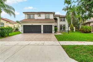 12964 NW 18th Ct, Pembroke Pines, FL 33028, Sold 12/04/24