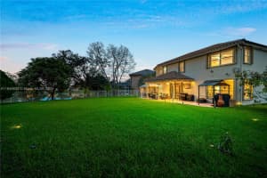 12964 NW 18th Ct, Pembroke Pines, FL 33028, Sold 12/04/24